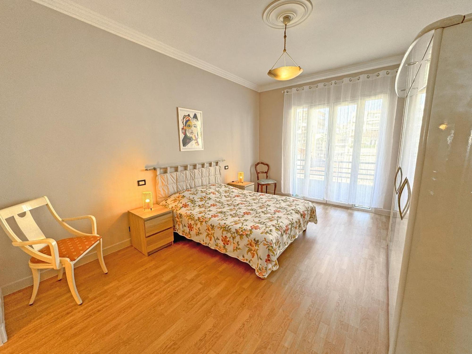 Cosy Sea Front France Apartment Nizza